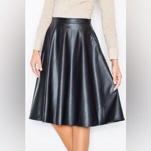 Forever 21 Black Pleated Faux Leather Skirt